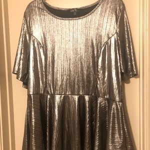 Emma LuLaRoe Elegant Peplum Shirt
